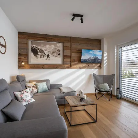 Tirolglueck Mit Grossem Garten Sankt Johann in Tirol